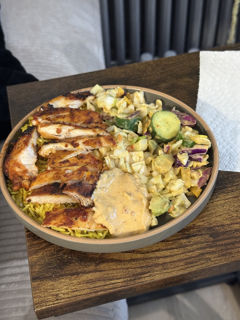 Marinated chicken with ready-made salad